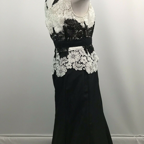 Tahari Arthur S. Levine Floral Crochet Gown Dress - Picture 4 of 7